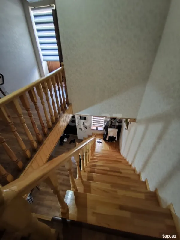 Satılır 4 otaqlı həyət evi