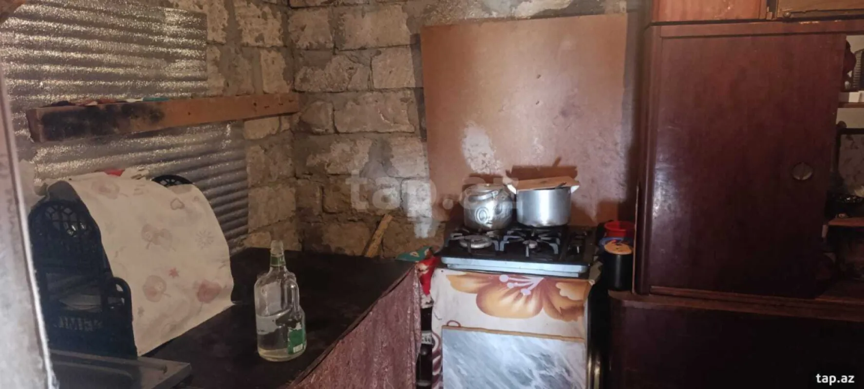 Satılır 4 otaqlı həyət evi