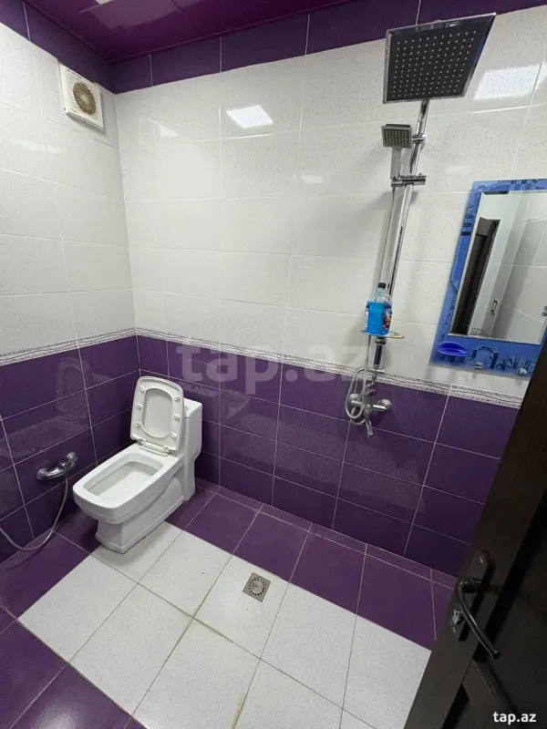 Kirayə verilir 4 otaqlı həyət evi