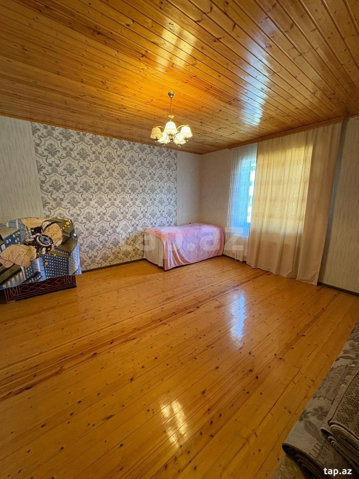 Kirayə verilir 4 otaqlı həyət evi