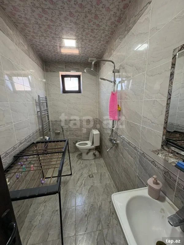 Kirayə verilir 4 otaqlı həyət evi