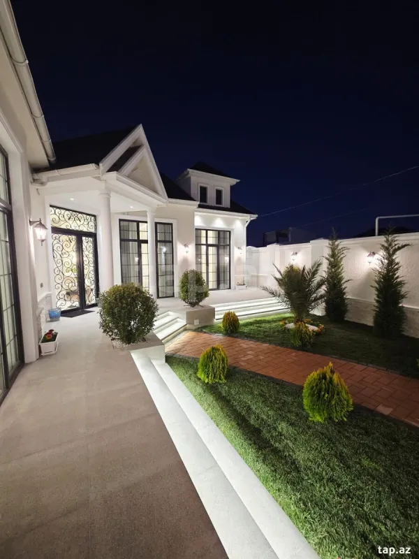 Satılır 4 otaqlı həyət evi