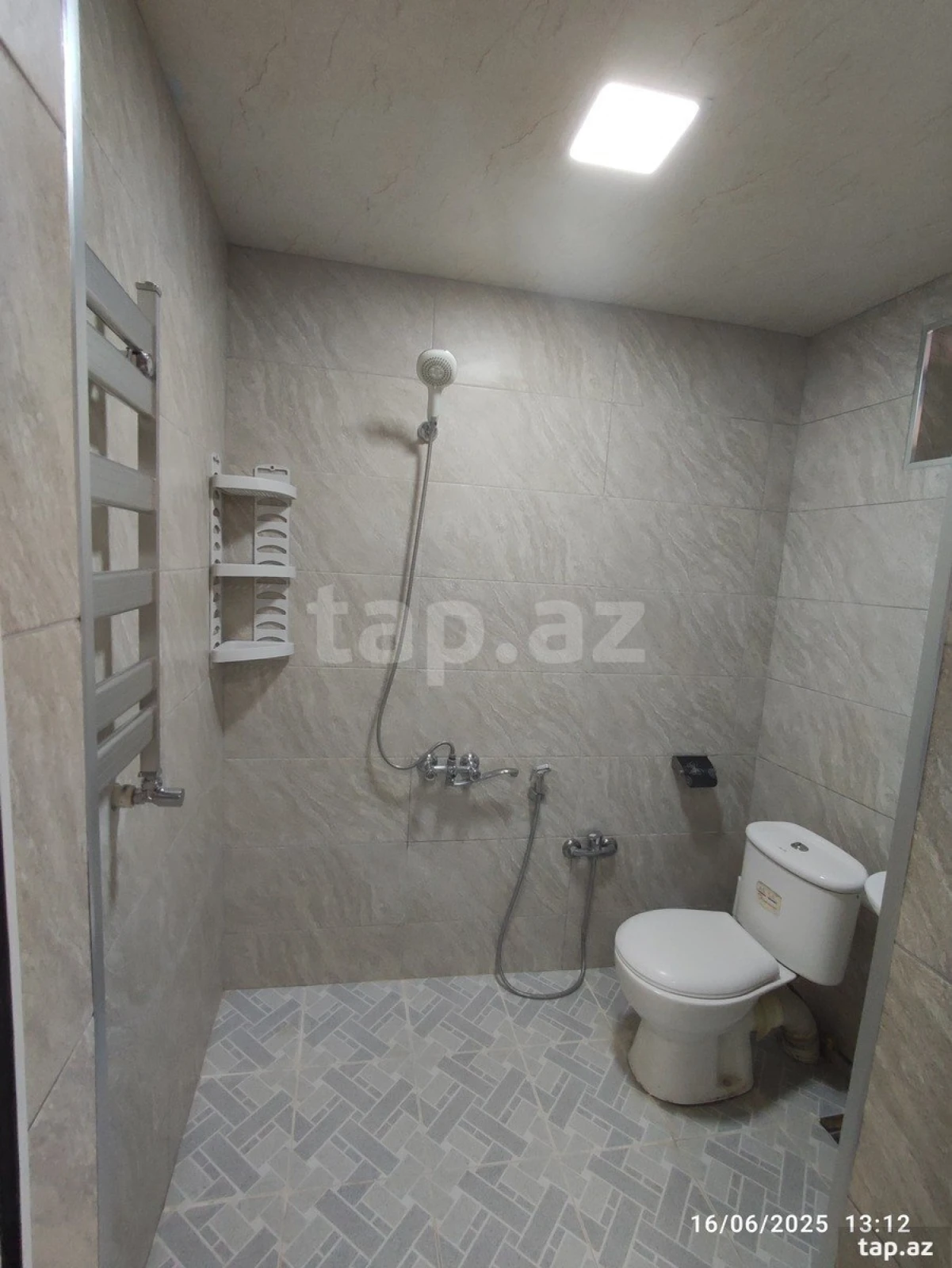 Kirayə verilir 2 otaqlı həyət evi