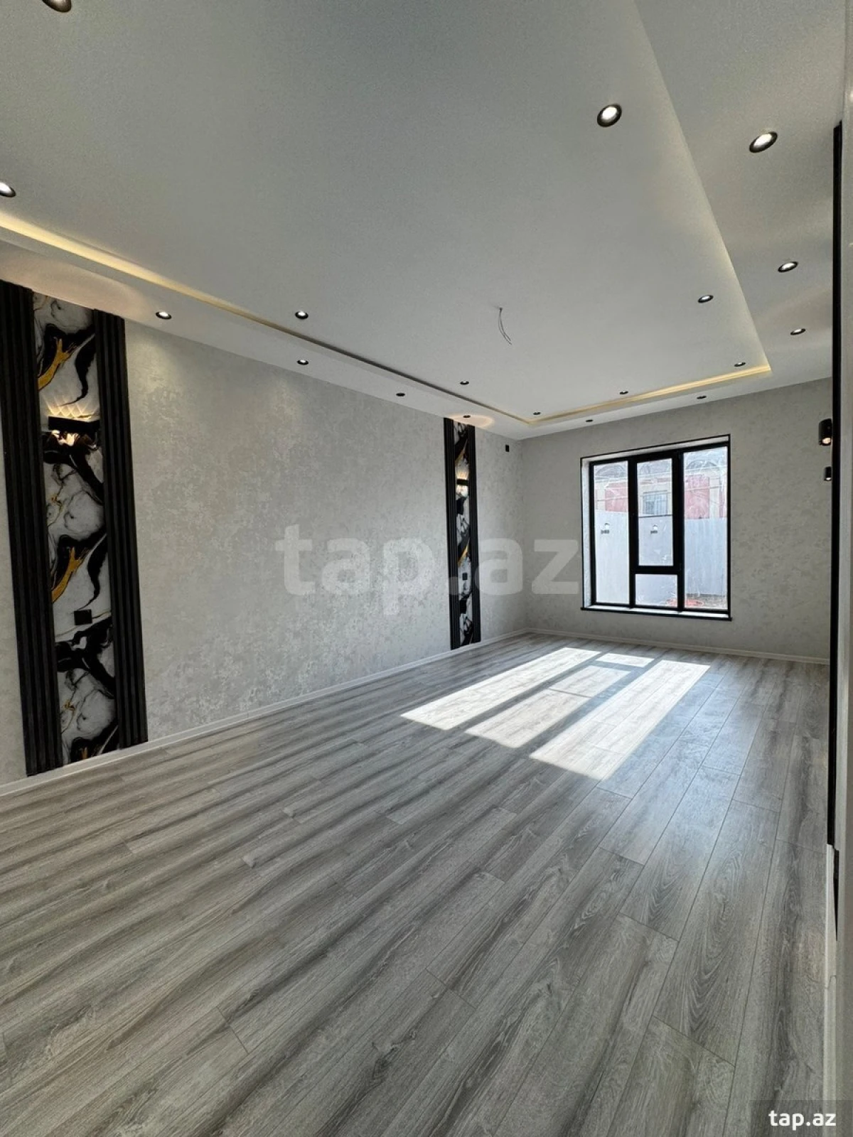 Satılır 5 otaqlı həyət evi