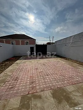 Satılır 5 otaqlı həyət evi
