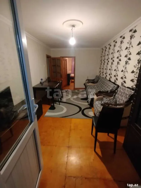 Kirayə verilir 2 otaqlı mənzil 45 m²