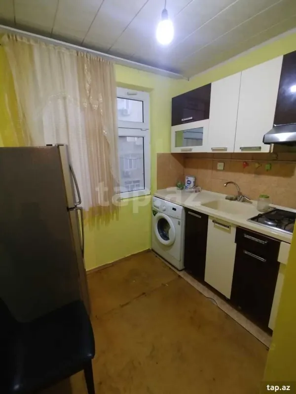 Kirayə verilir 2 otaqlı mənzil 45 m²