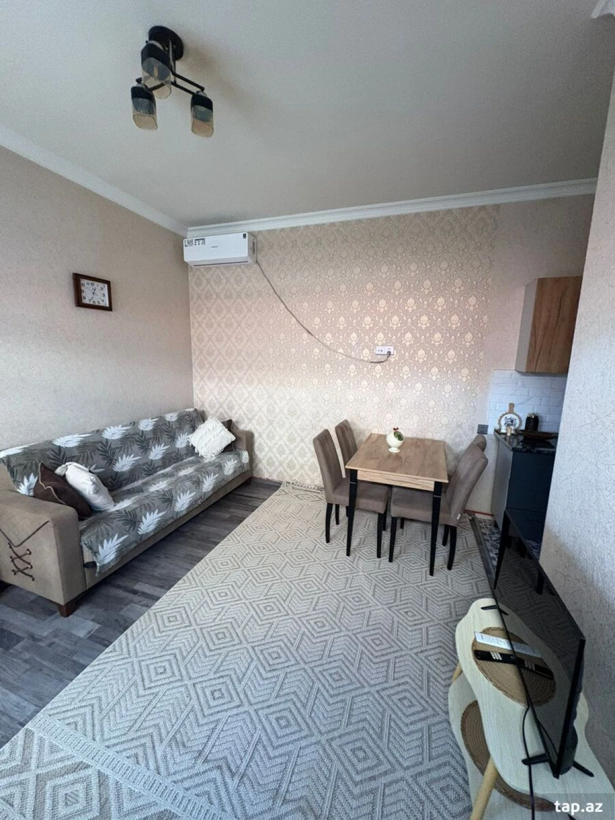 Kirayə verilir 2 otaqlı yeni tikili 50 m²