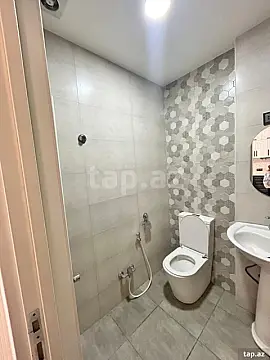 Kirayə verilir 2 otaqlı yeni tikili 71 m²