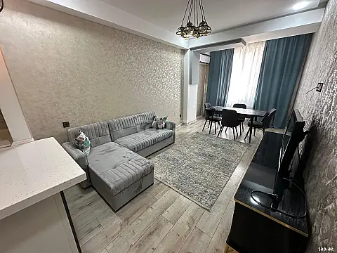 Kirayə verilir 2 otaqlı yeni tikili 71 m²
