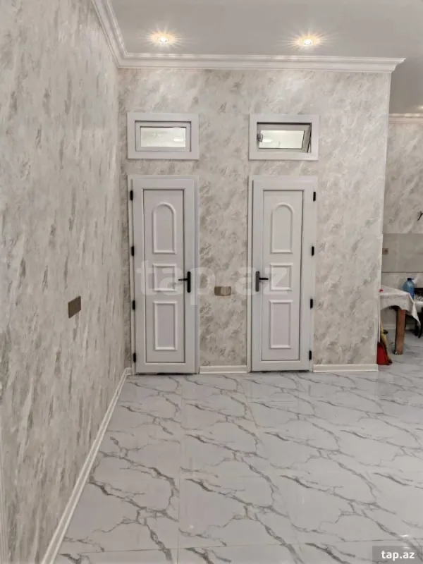 Satılır 4 otaqlı mənzil 115 m²