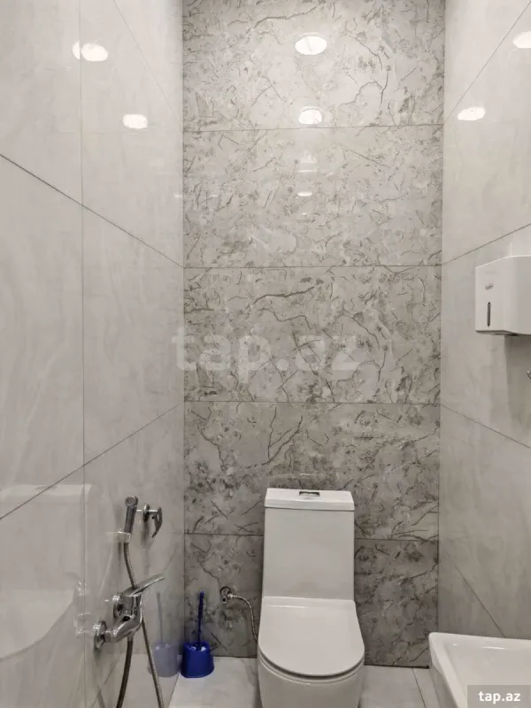 Satılır 4 otaqlı mənzil 115 m²