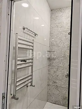 Satılır 4 otaqlı mənzil 115 m²