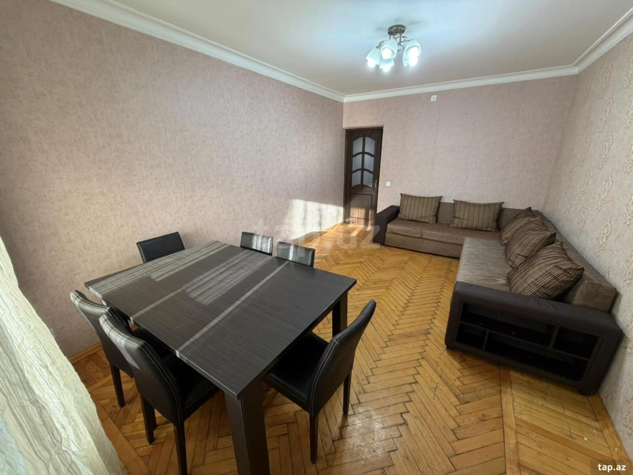 Kirayə verilir 2 otaqlı mənzil 80 m²