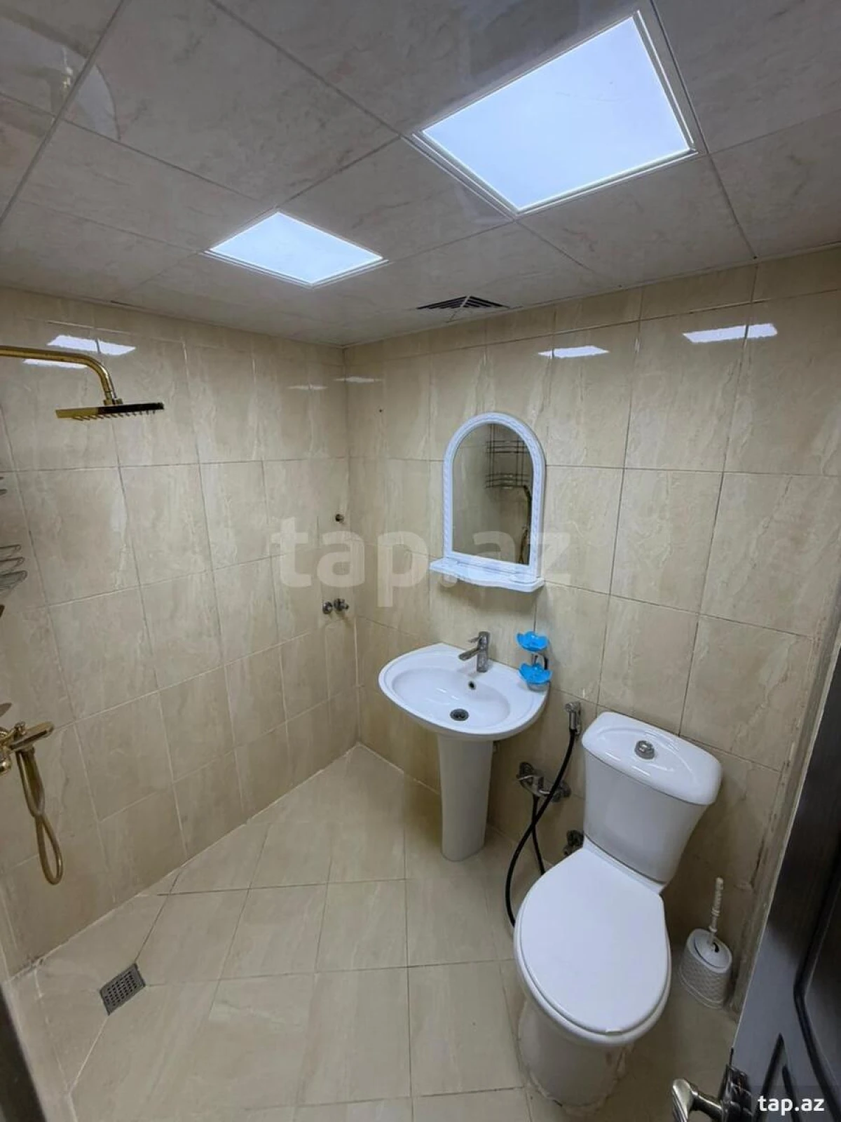 Kirayə verilir 2 otaqlı mənzil 80 m²