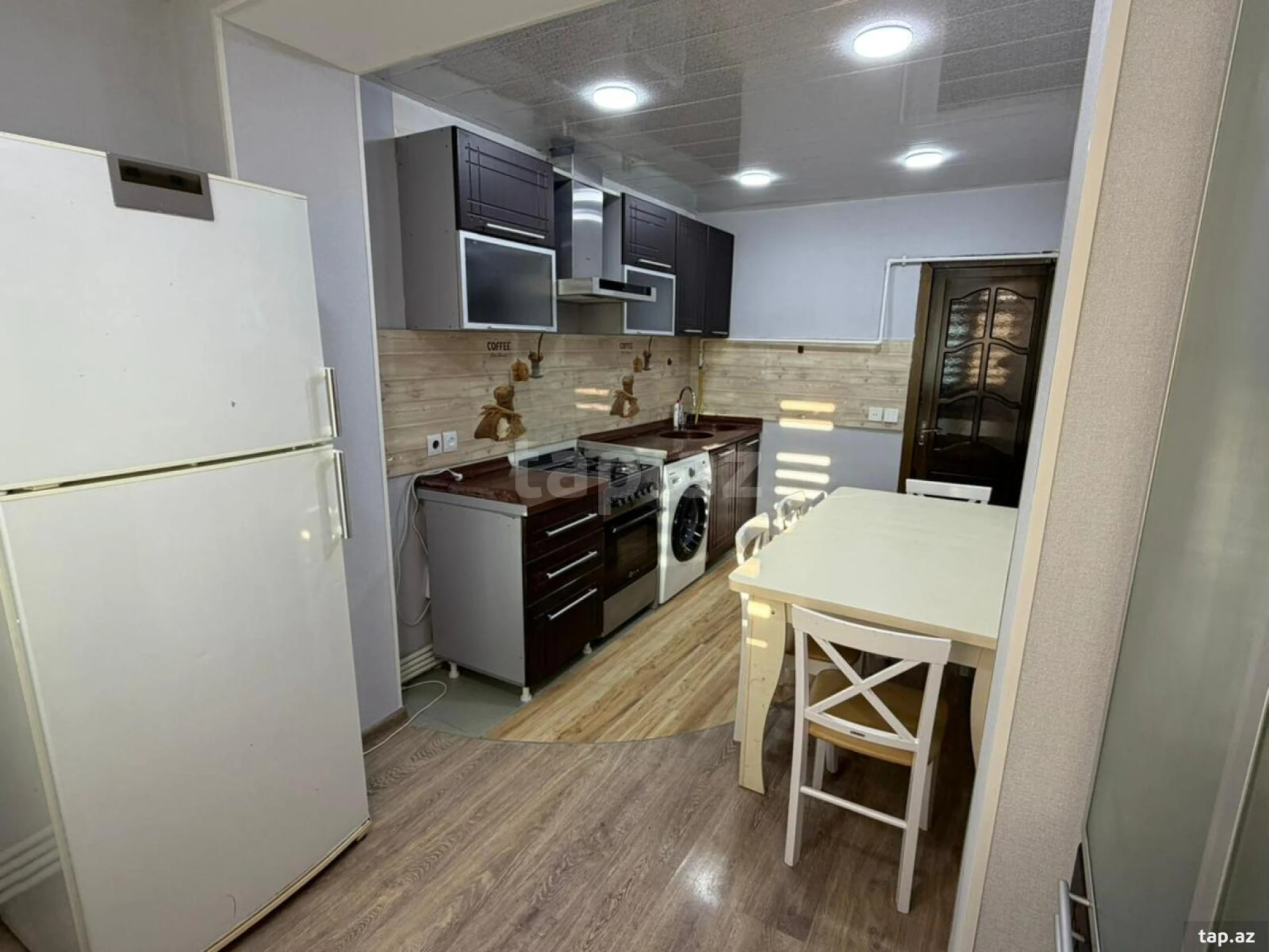 Kirayə verilir 2 otaqlı mənzil 80 m²