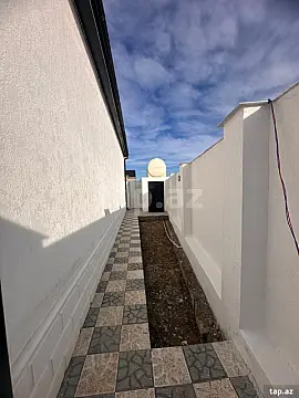 Satılır 4 otaqlı həyət evi