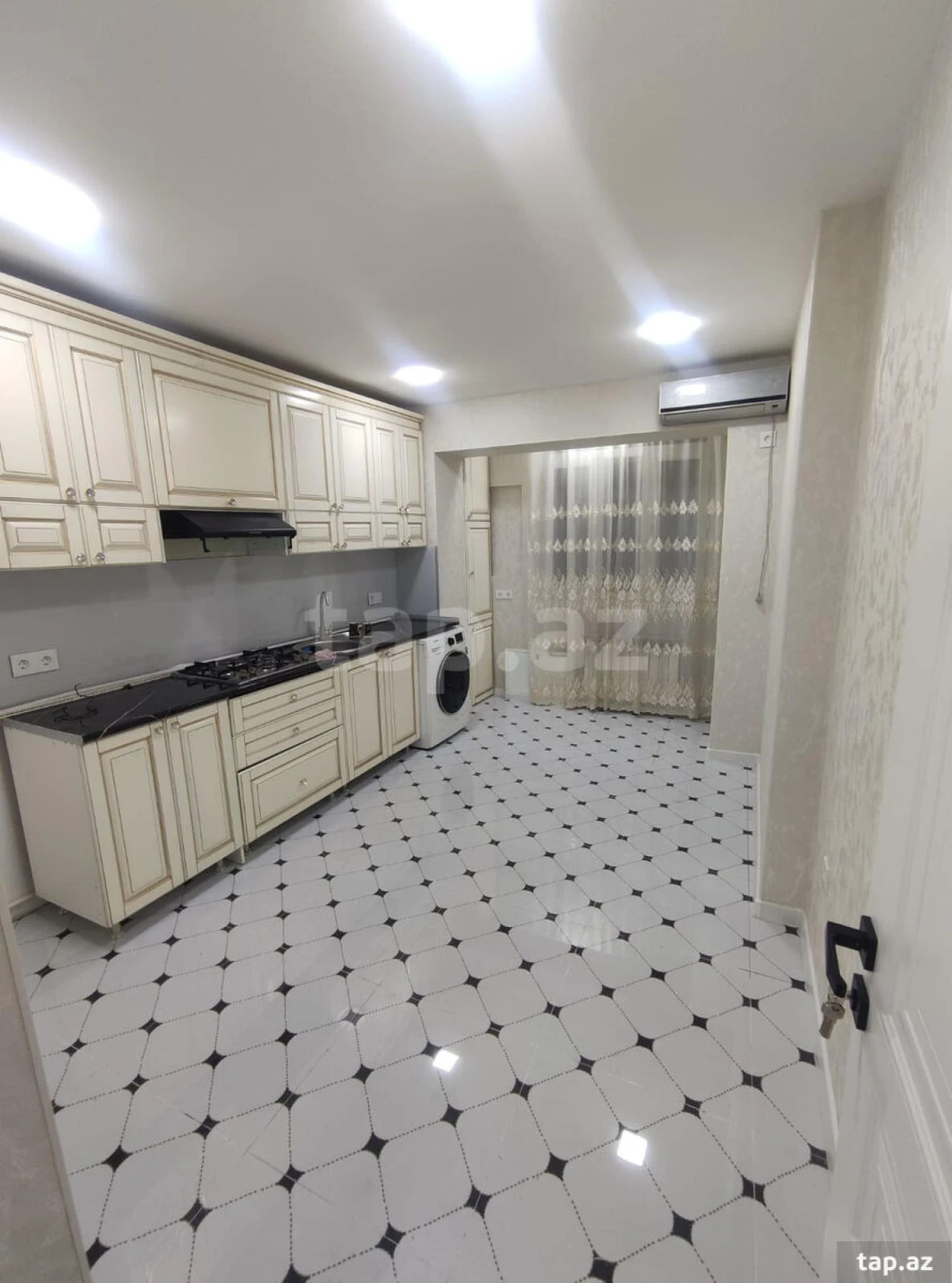 Kirayə verilir 3 otaqlı mənzil 65 m²