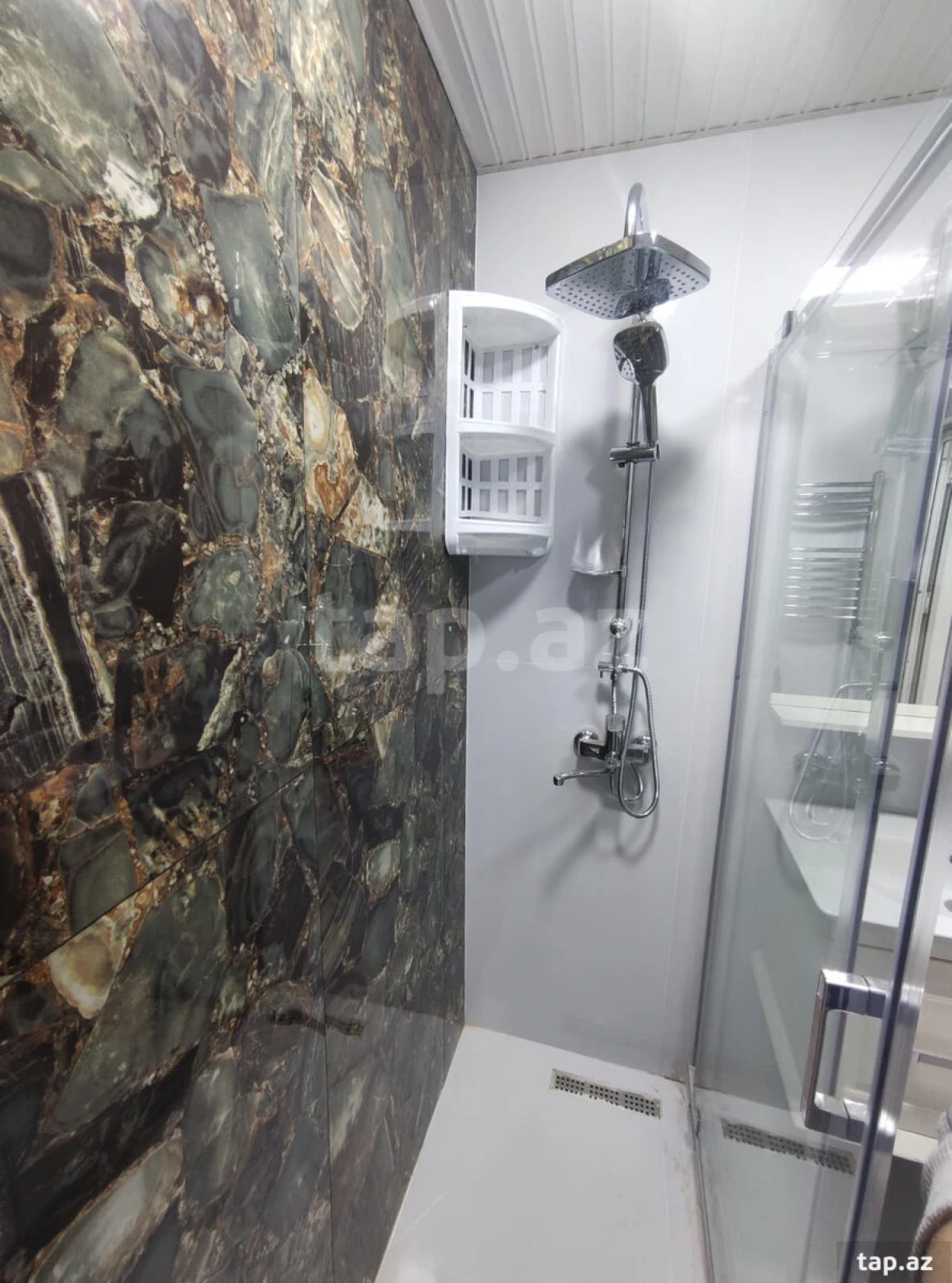 Kirayə verilir 3 otaqlı mənzil 65 m²