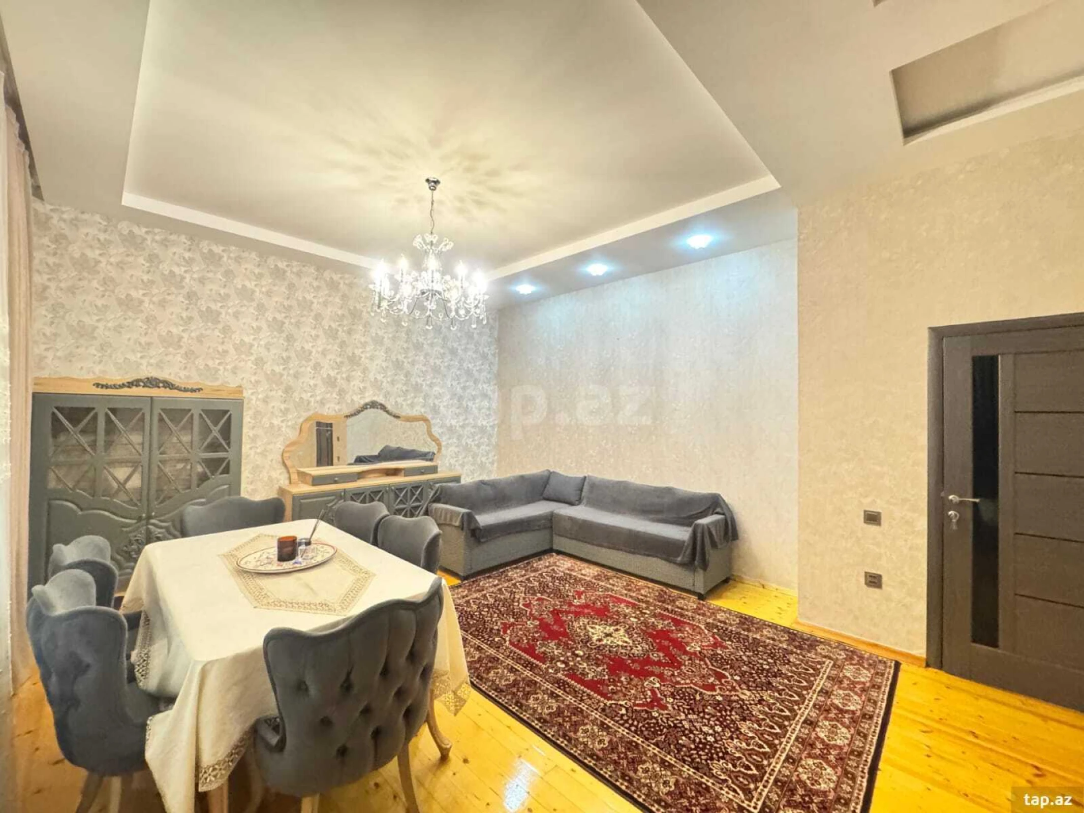 Satılır 5 otaqlı həyət evi