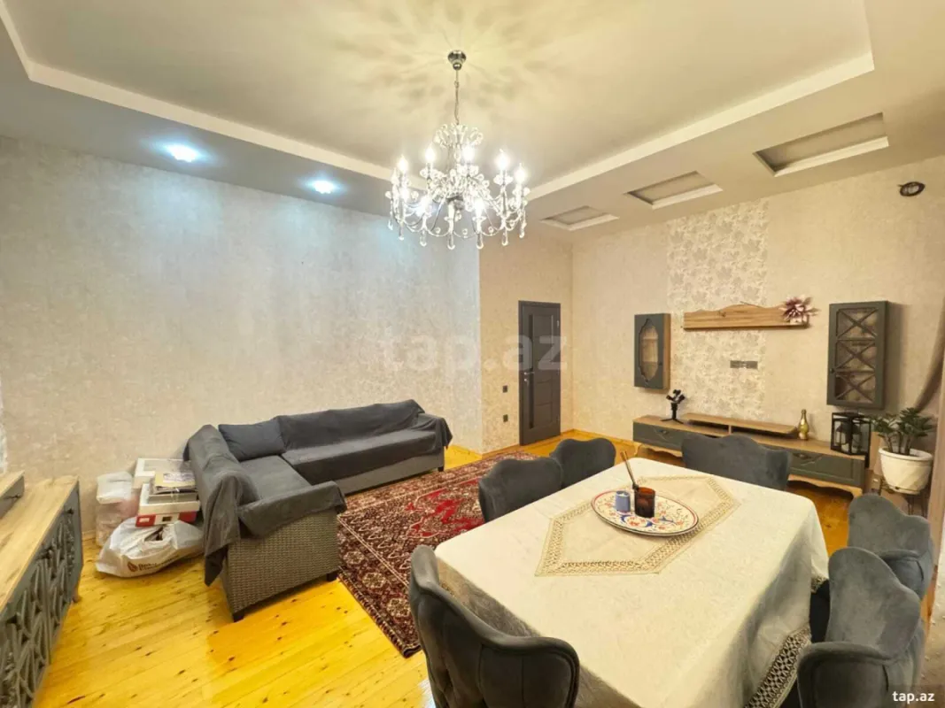 Satılır 5 otaqlı həyət evi