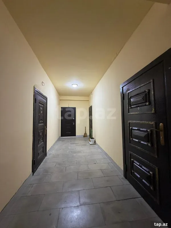 Satılır 3 otaqlı yeni tikili 76 m²