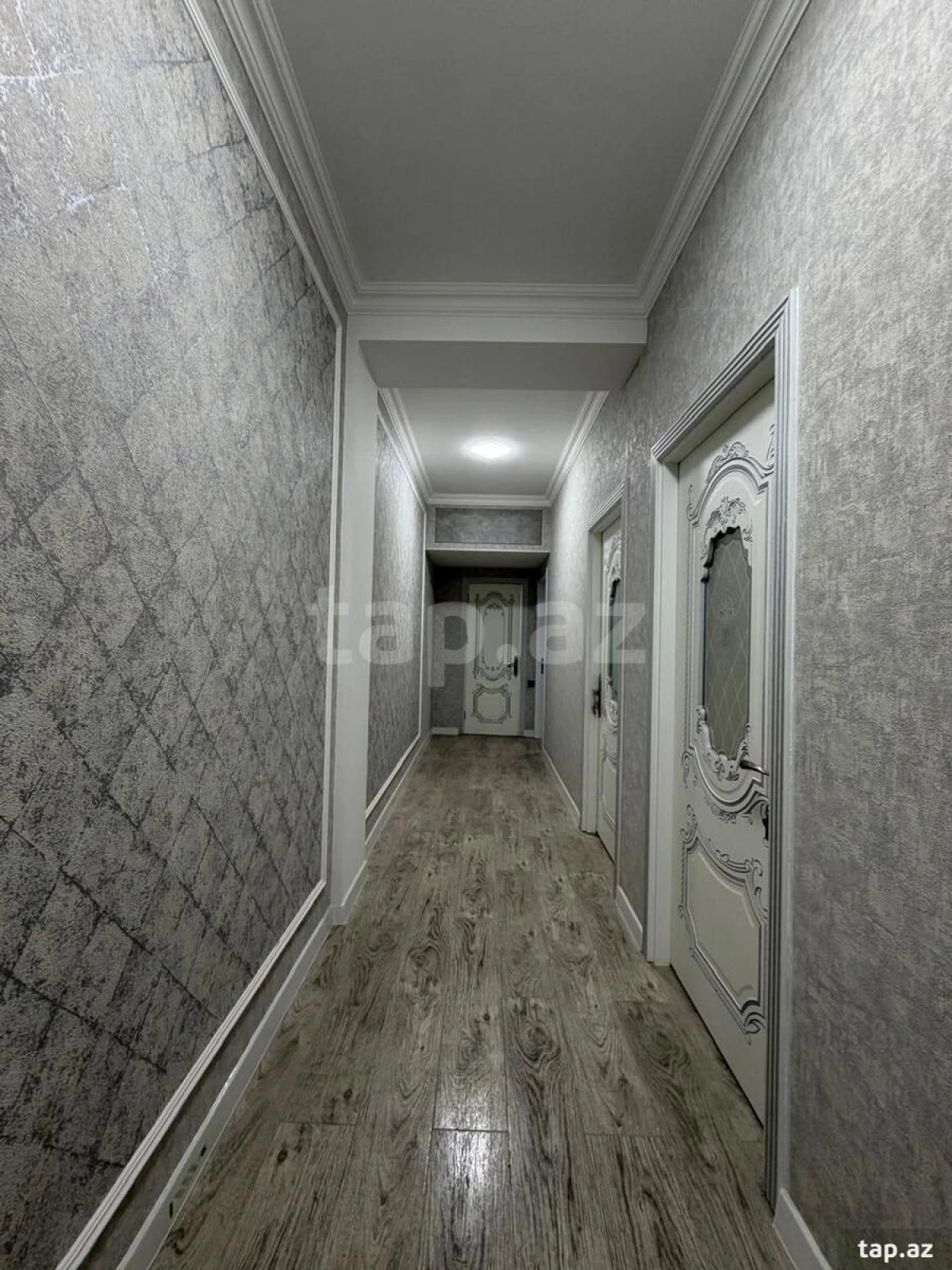 Satılır 3 otaqlı yeni tikili 76 m²