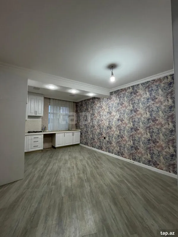 Satılır 3 otaqlı yeni tikili 76 m²
