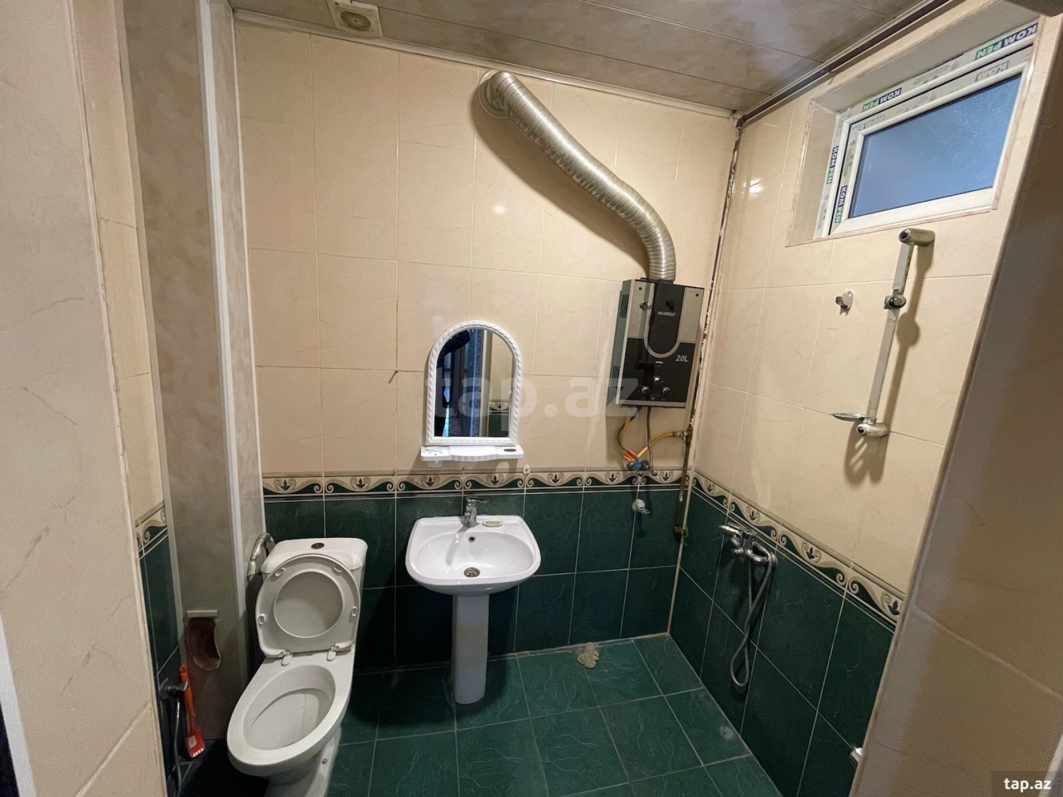 Kirayə verilir 2 otaqlı mənzil 65 m²