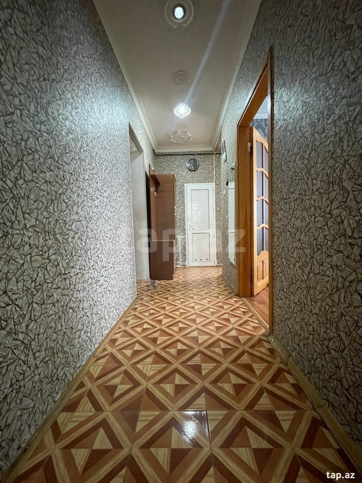 Kirayə verilir 2 otaqlı mənzil 65 m²