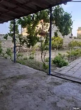 Satılır 4 otaqlı həyət evi