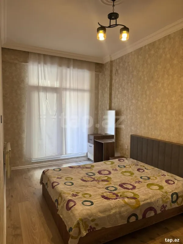 Kirayə verilir 2 otaqlı yeni tikili 86 m²