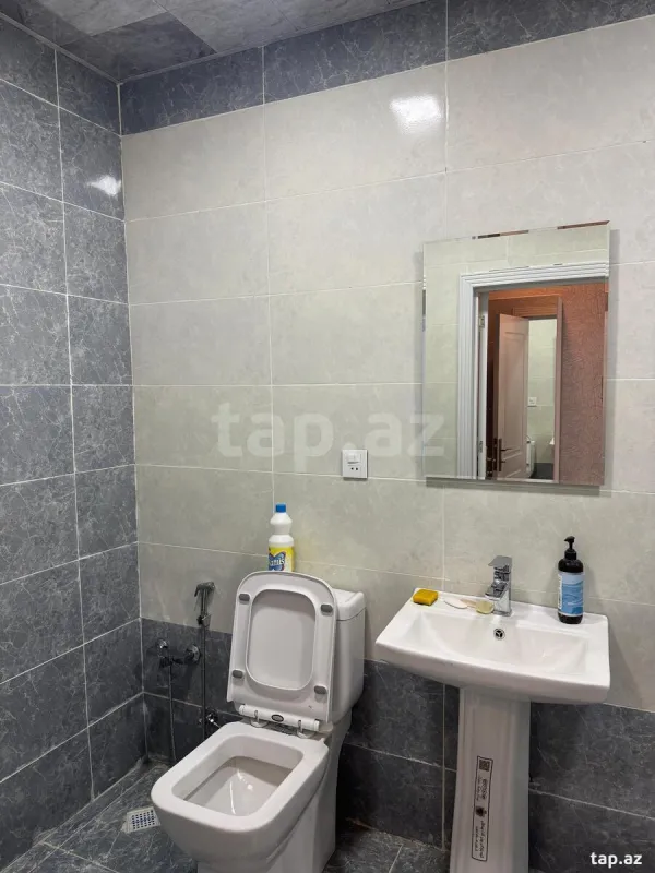 Kirayə verilir 2 otaqlı yeni tikili 86 m²