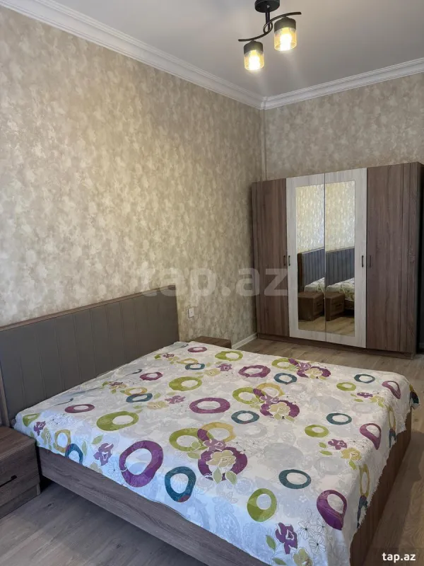 Kirayə verilir 2 otaqlı yeni tikili 86 m²