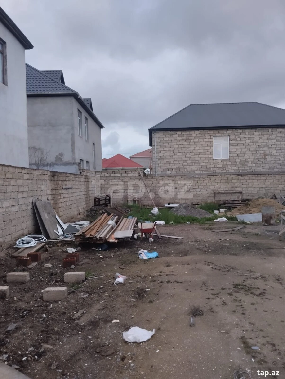 Satılır torpaq sahəsi