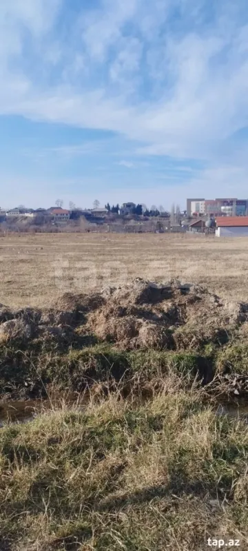 Satılır torpaq sahəsi