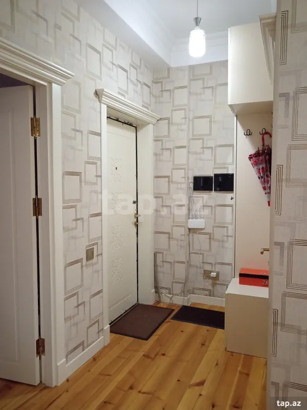 Satılır 2 otaqlı yeni tikili 60 m²