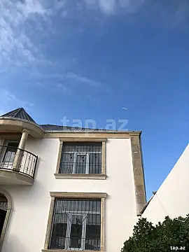 Satılır 4 otaqlı həyət evi