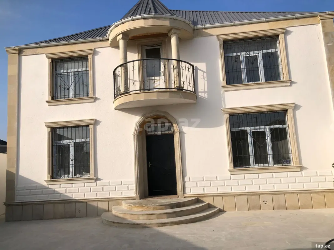 Satılır 4 otaqlı həyət evi