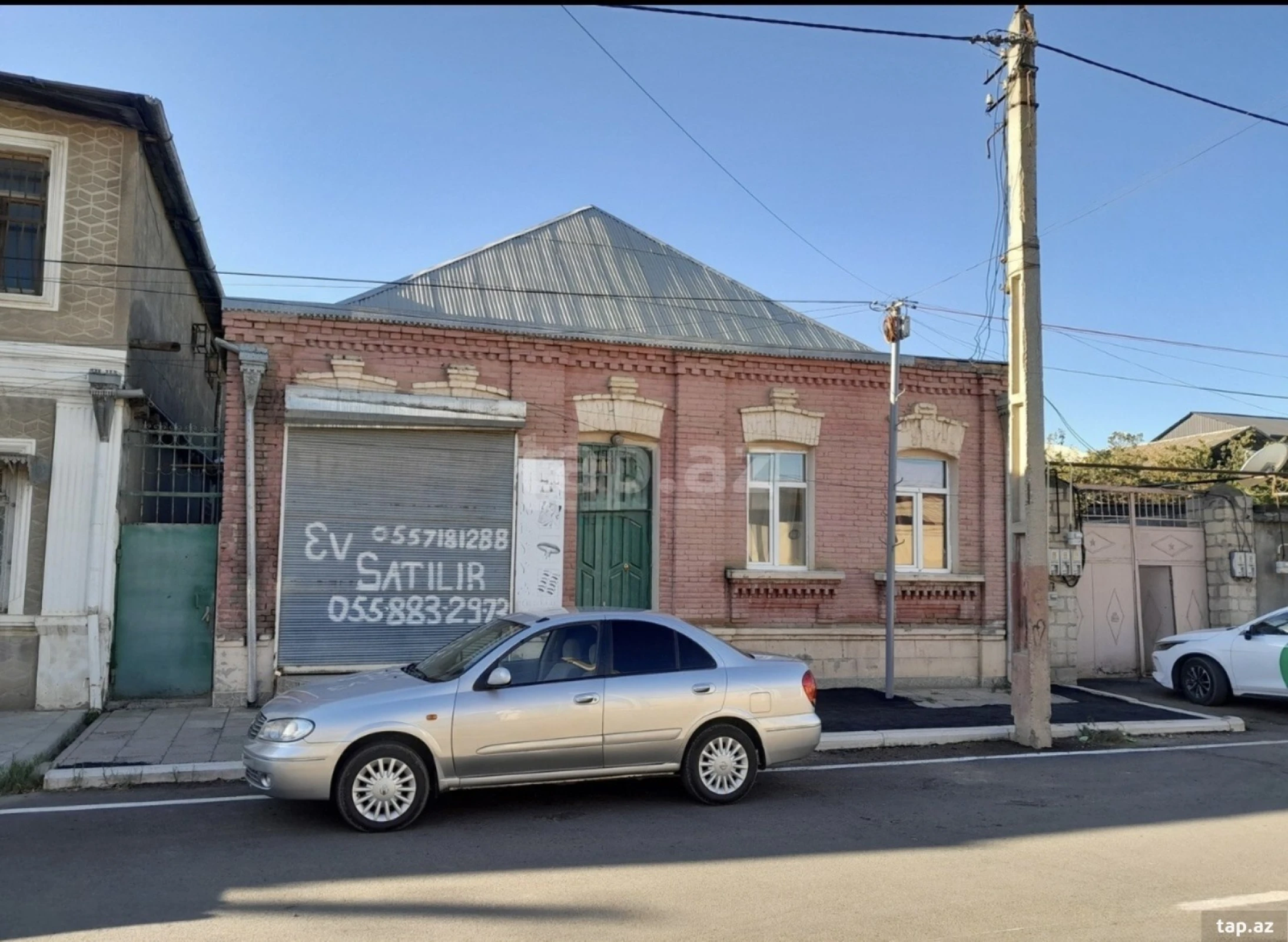 Satılır 5 otaqlı həyət evi