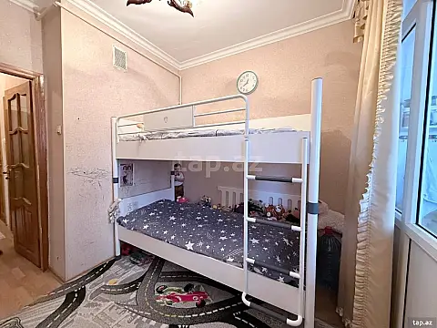 Satılır 3 otaqlı mənzil 56 m²