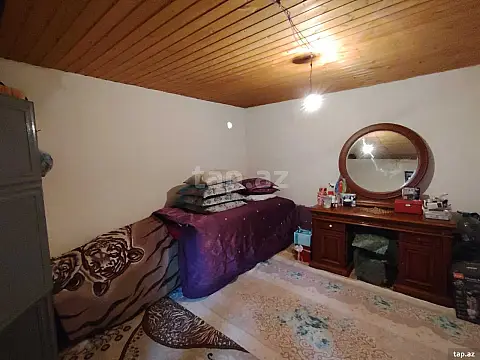 Satılır 5 otaqlı həyət evi