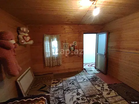 Satılır 5 otaqlı həyət evi