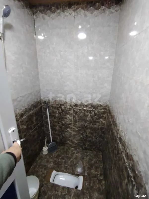 Satılır 5 otaqlı həyət evi