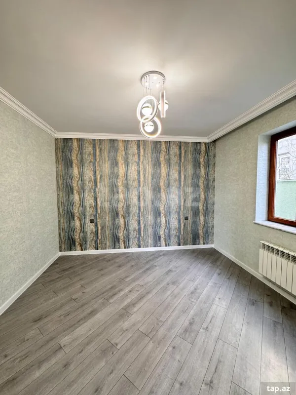 Satılır 6 otaqlı həyət evi