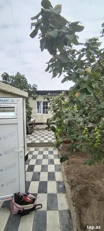 Satılır 2 otaqlı həyət evi