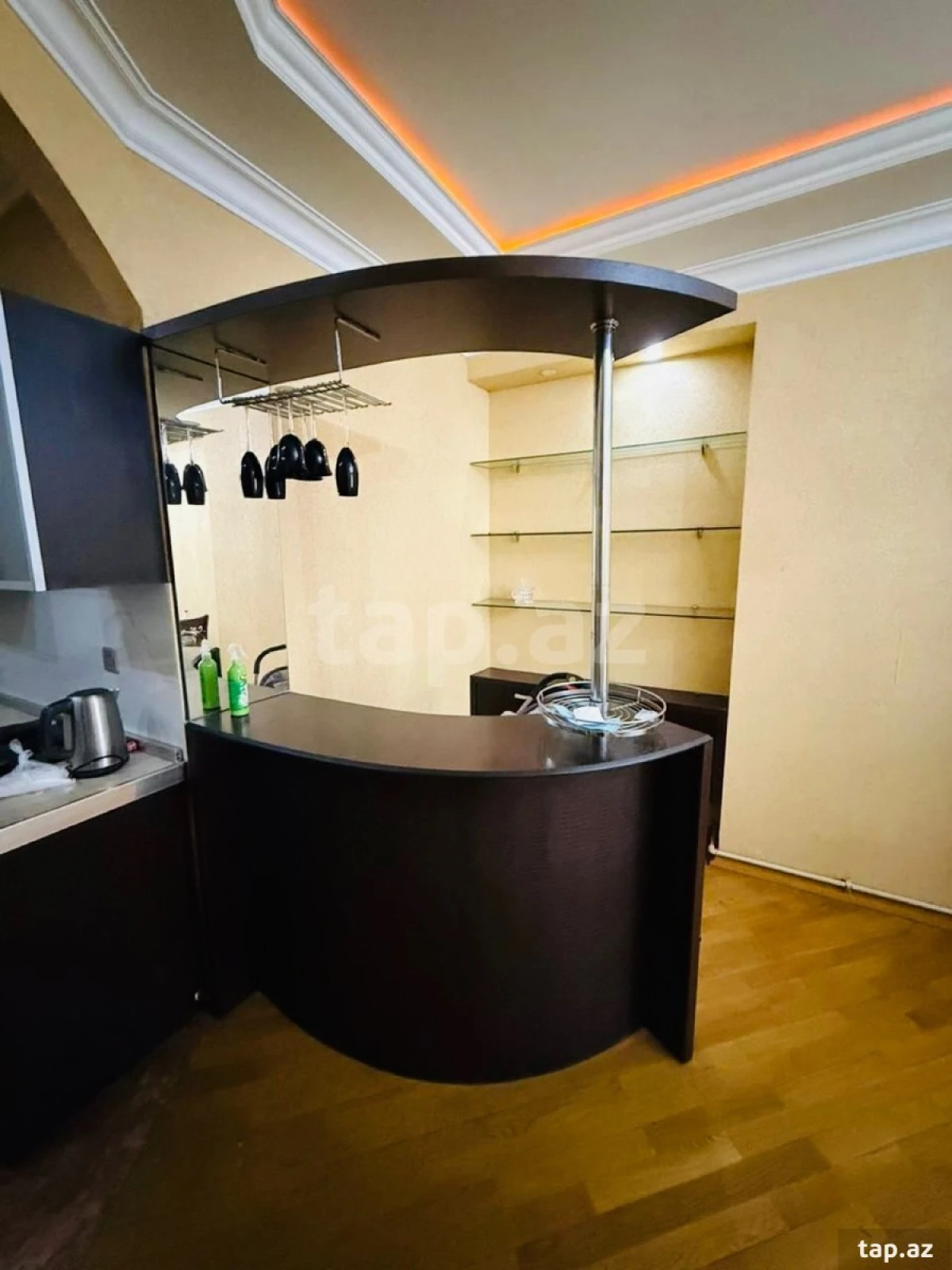 Kirayə verilir 3 otaqlı yeni tikili 123 m²