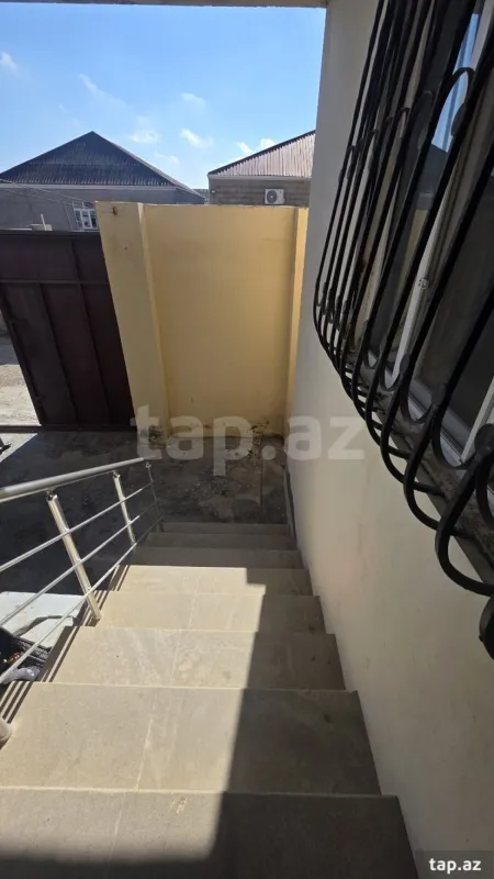 Satılır 3 otaqlı həyət evi