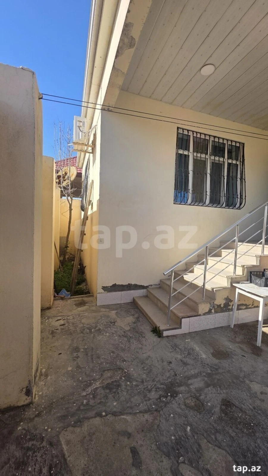 Satılır 3 otaqlı həyət evi