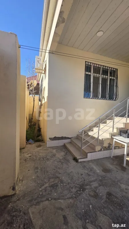 Satılır 3 otaqlı həyət evi